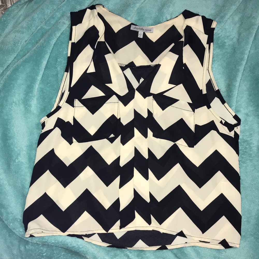 🍍🌺 Chevron sleeveless top